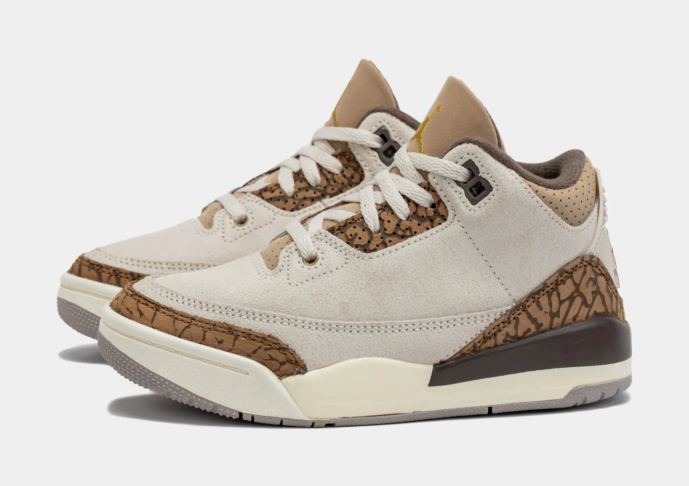 Air Jordan 3 Retro Palomino Preschool Lifestyle Shoes (Light Orewood Brown/Palomino)