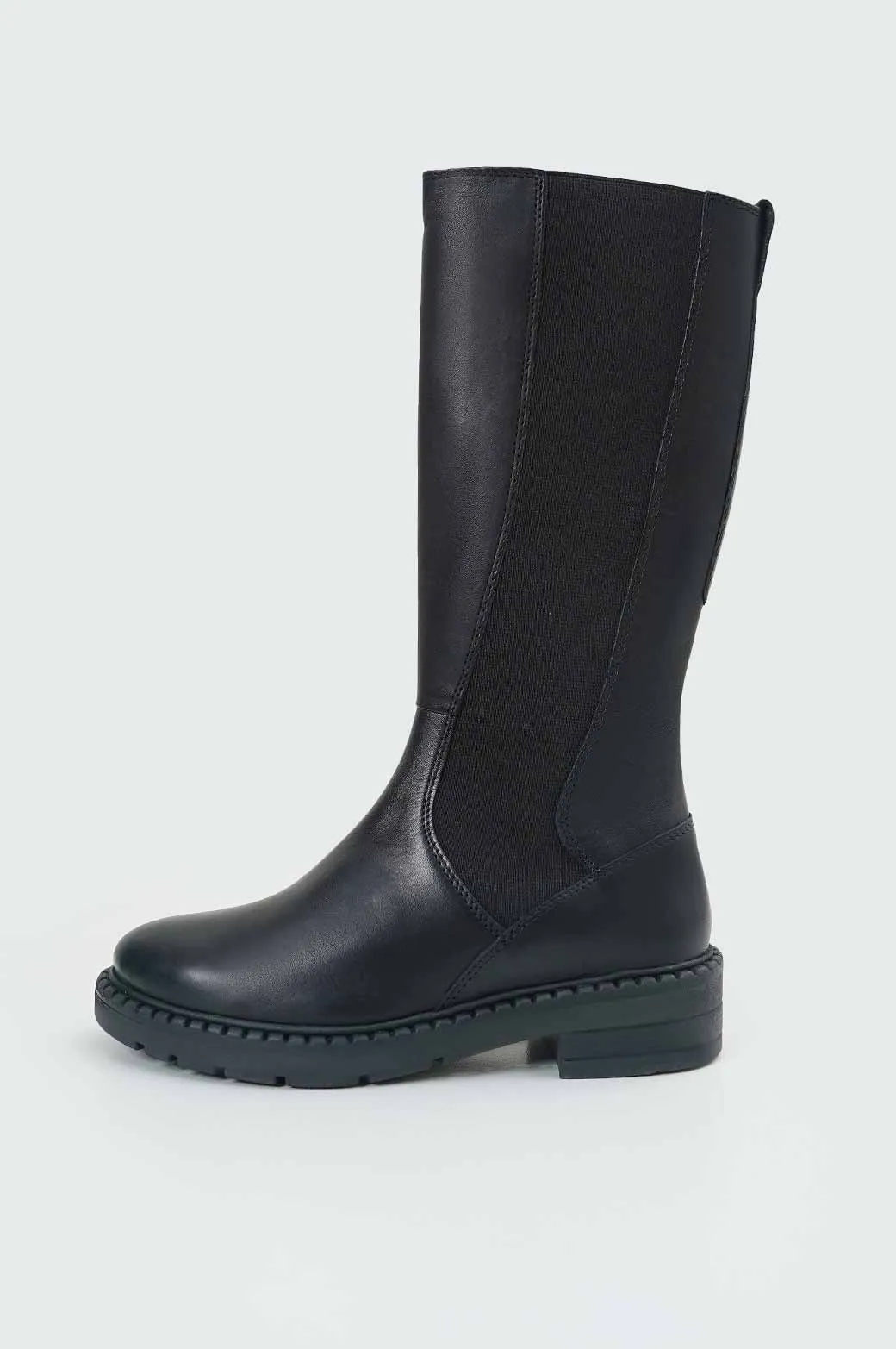 CALF LENGTH LEATHER CHELSEA BOOT