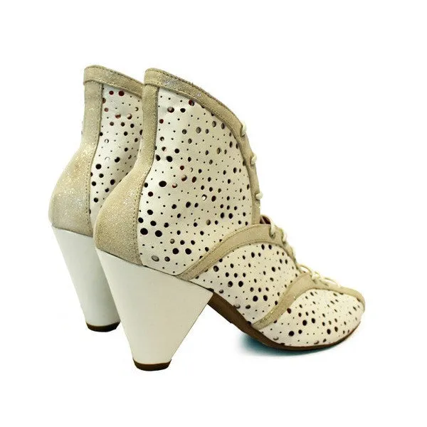 Danii-White Lace up- LAST PAIR 42!