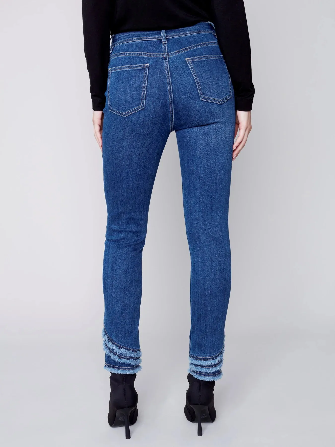 FRAYED HEM JEAN