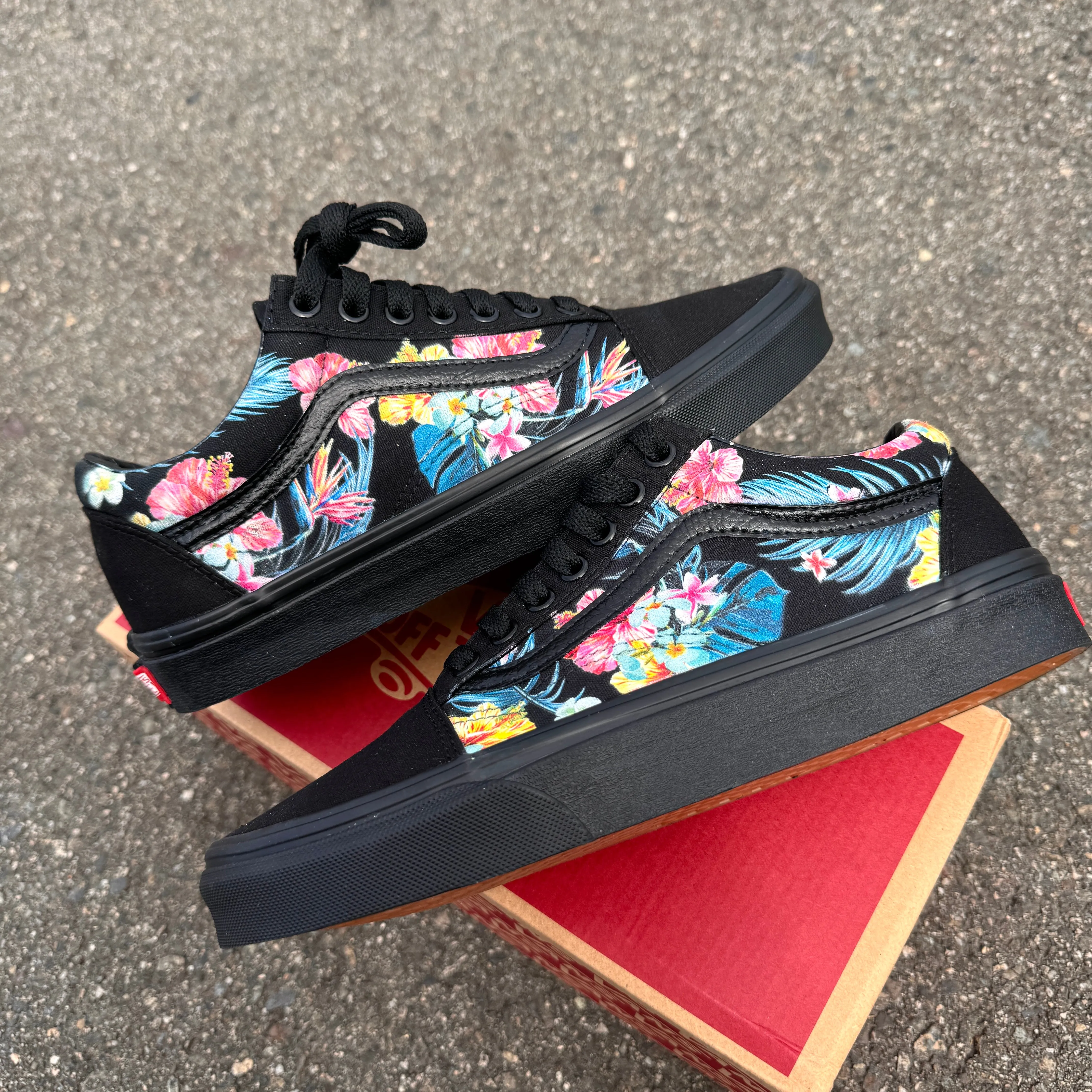 Hawaiian Tropical Floral Vans Old Skool Shoes