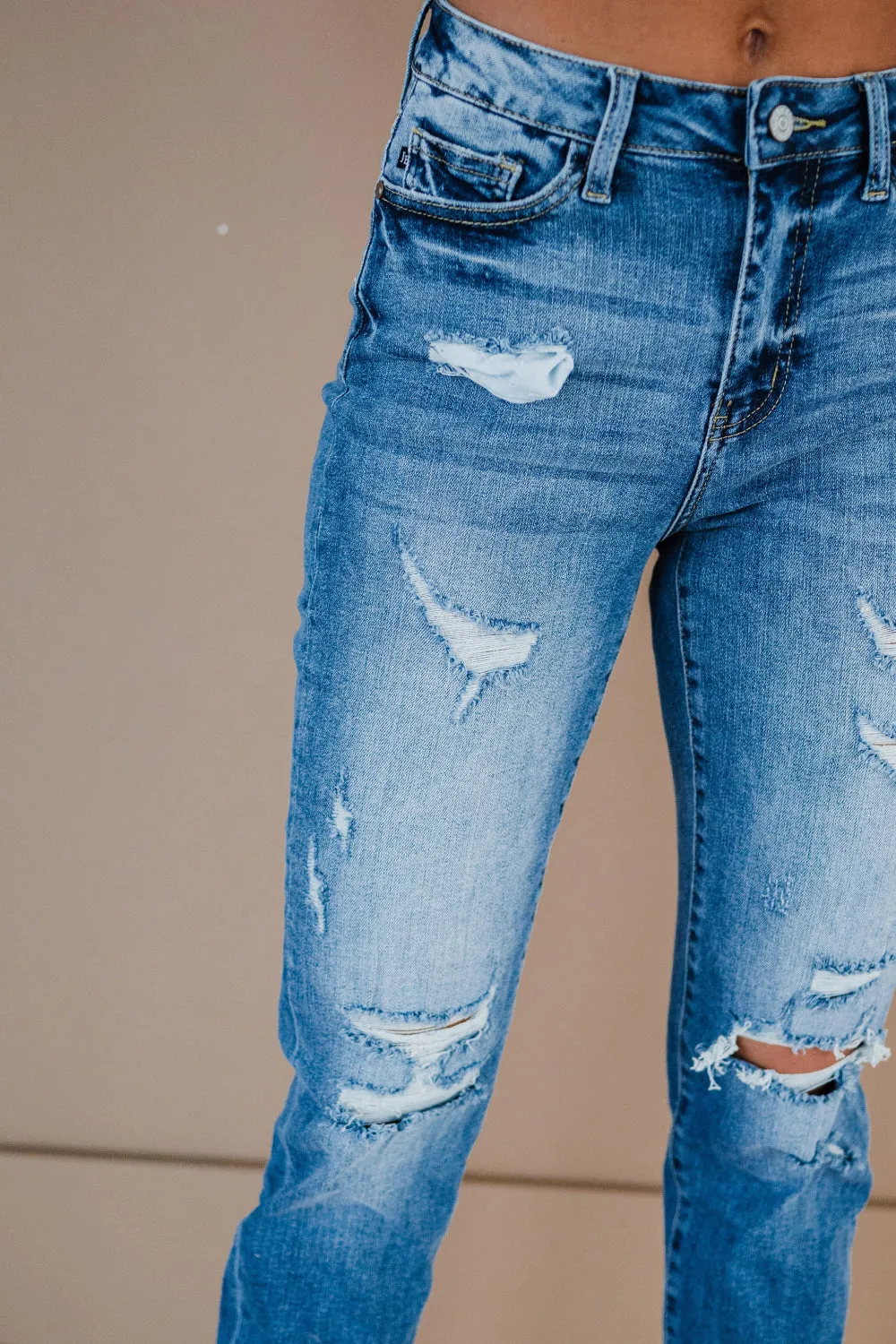 Judy Blue Mid Rise Cuffed Distressed Boyfriend Jeans