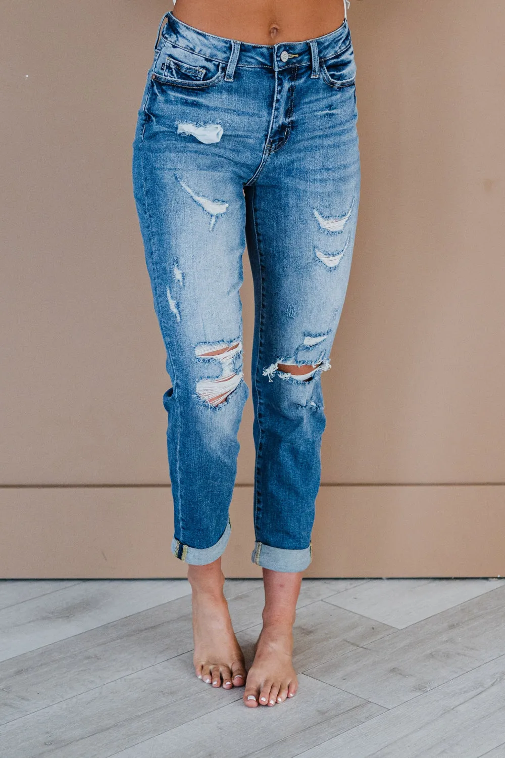 Judy Blue Mid Rise Cuffed Distressed Boyfriend Jeans