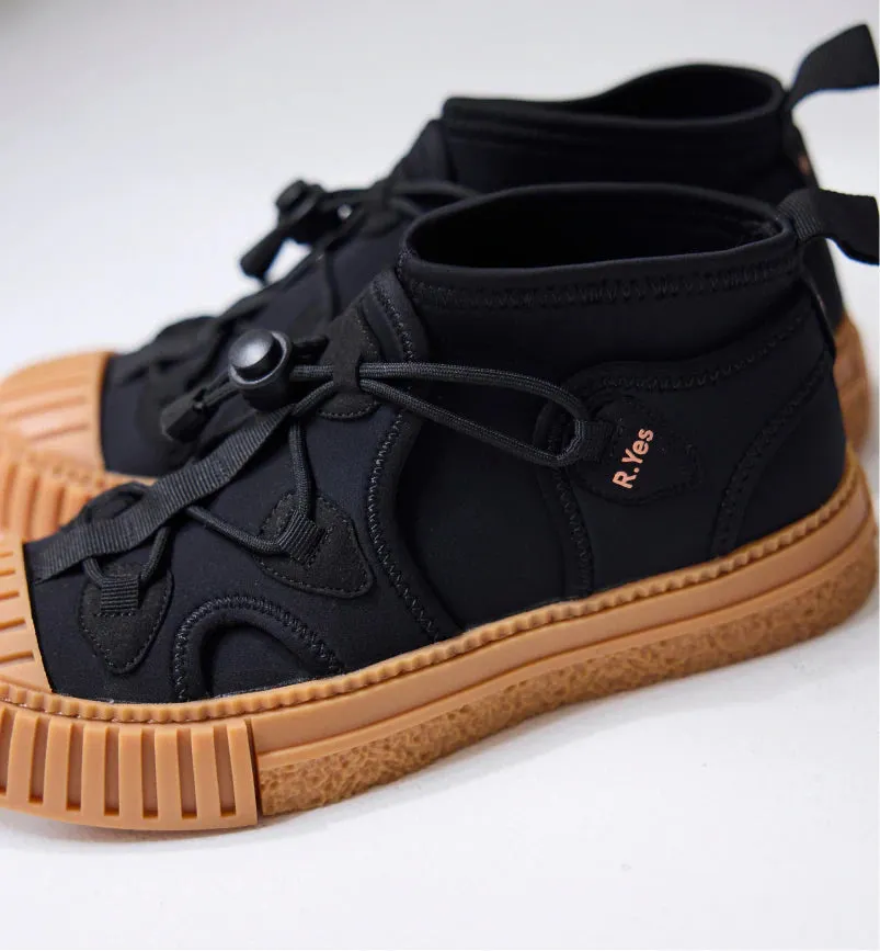 Tokyo Neoprene Hiking Trainer | Black