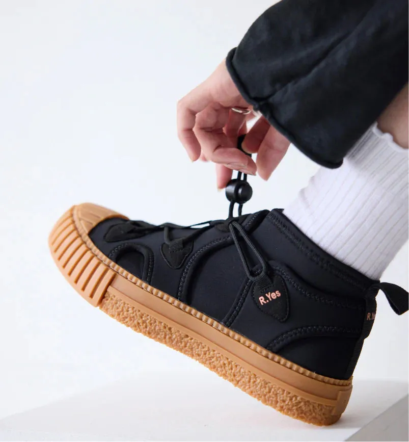 Tokyo Neoprene Hiking Trainer | Black