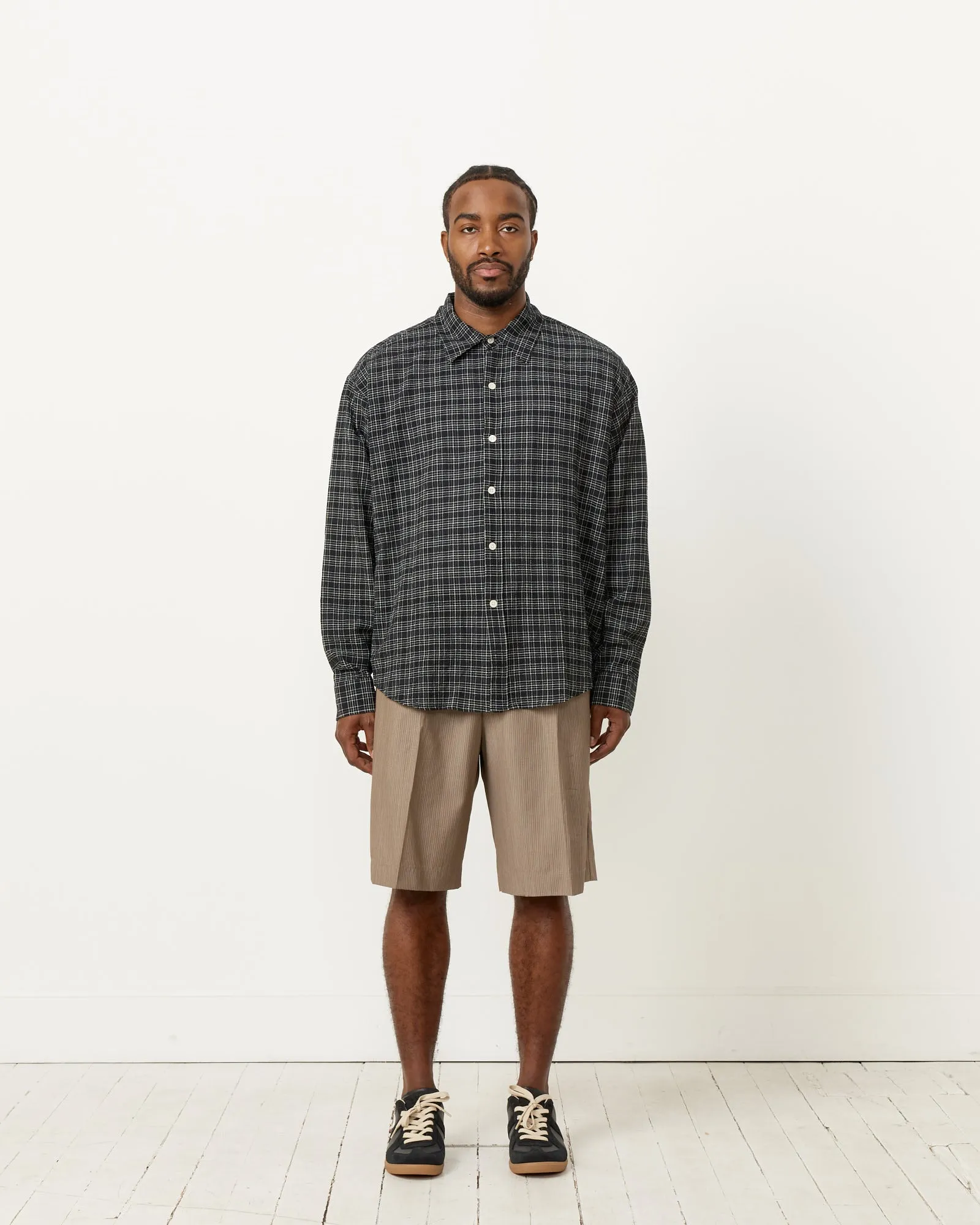 Vacation Shirt in Black Check