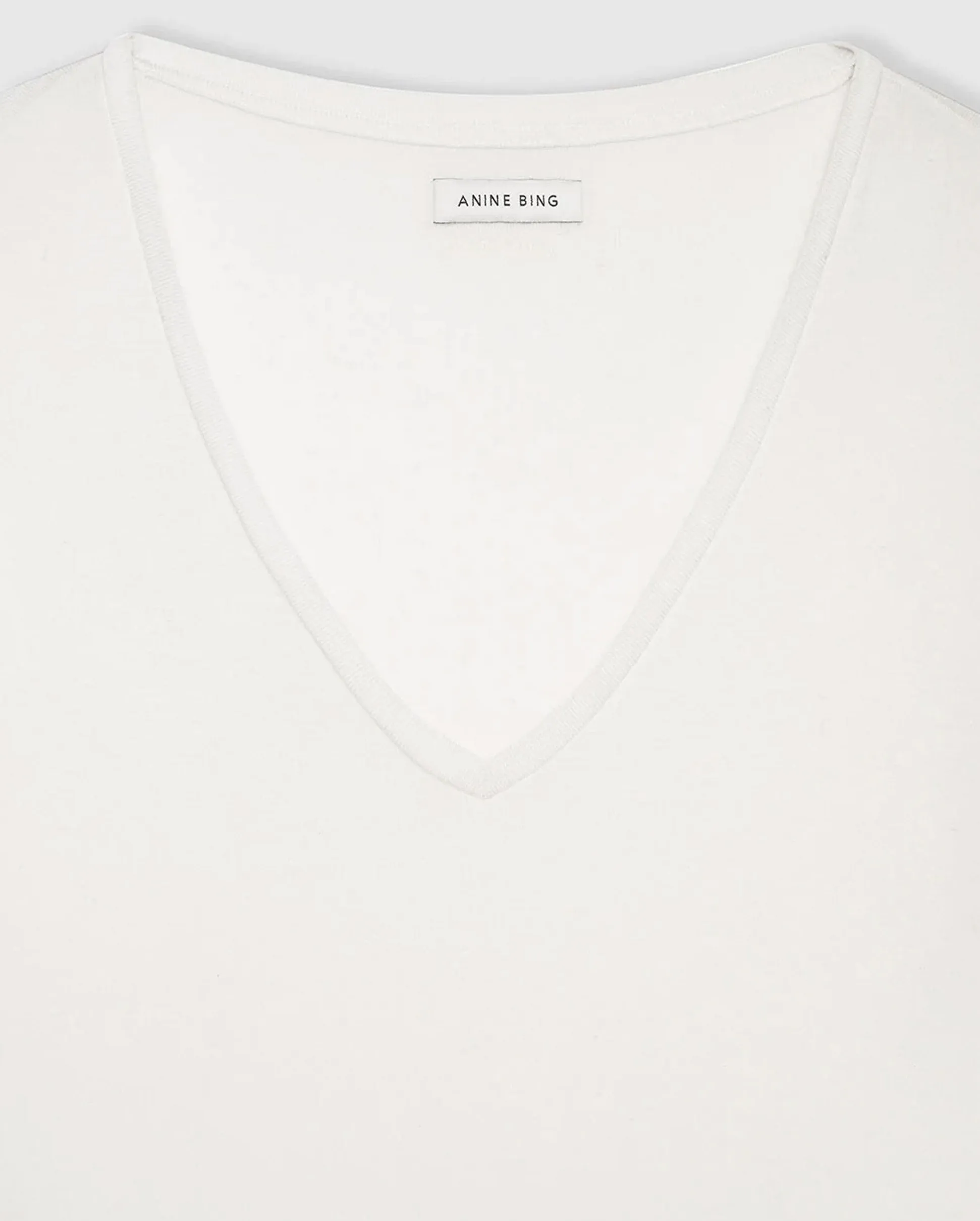 VALE TEE / OFF WHITE